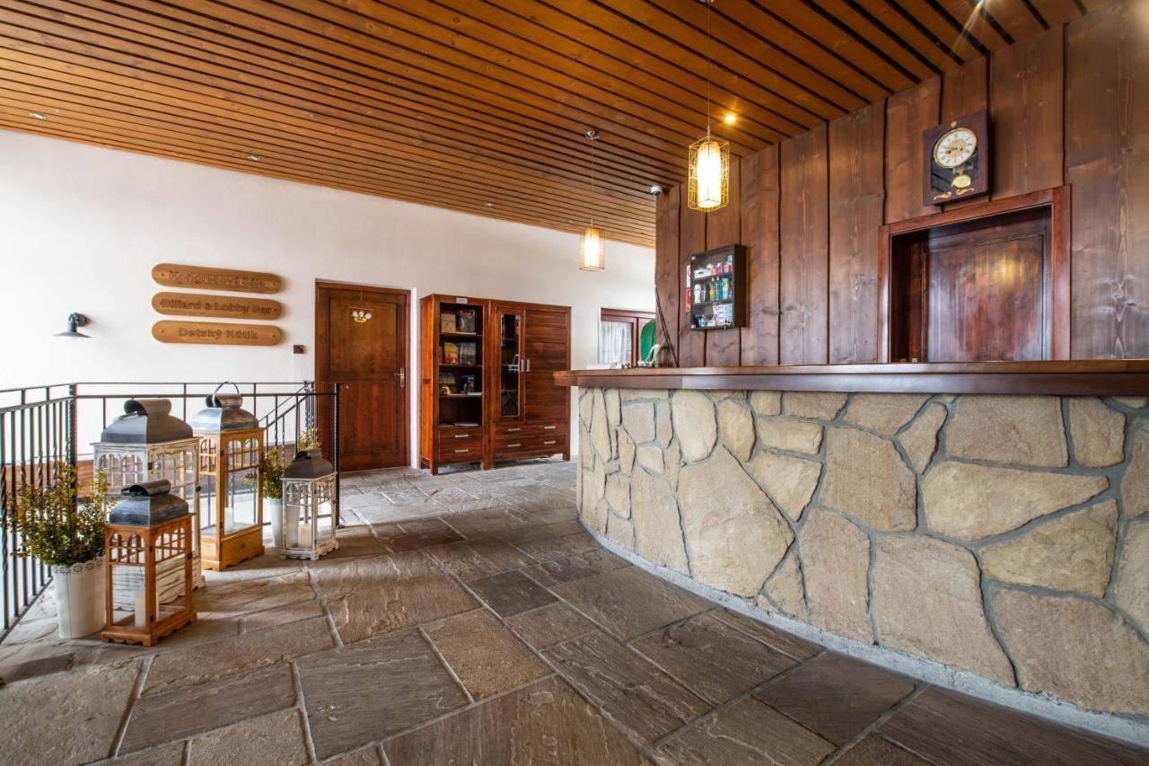 Grand Hotel Rooms Spišské Tomášovce Esterno foto