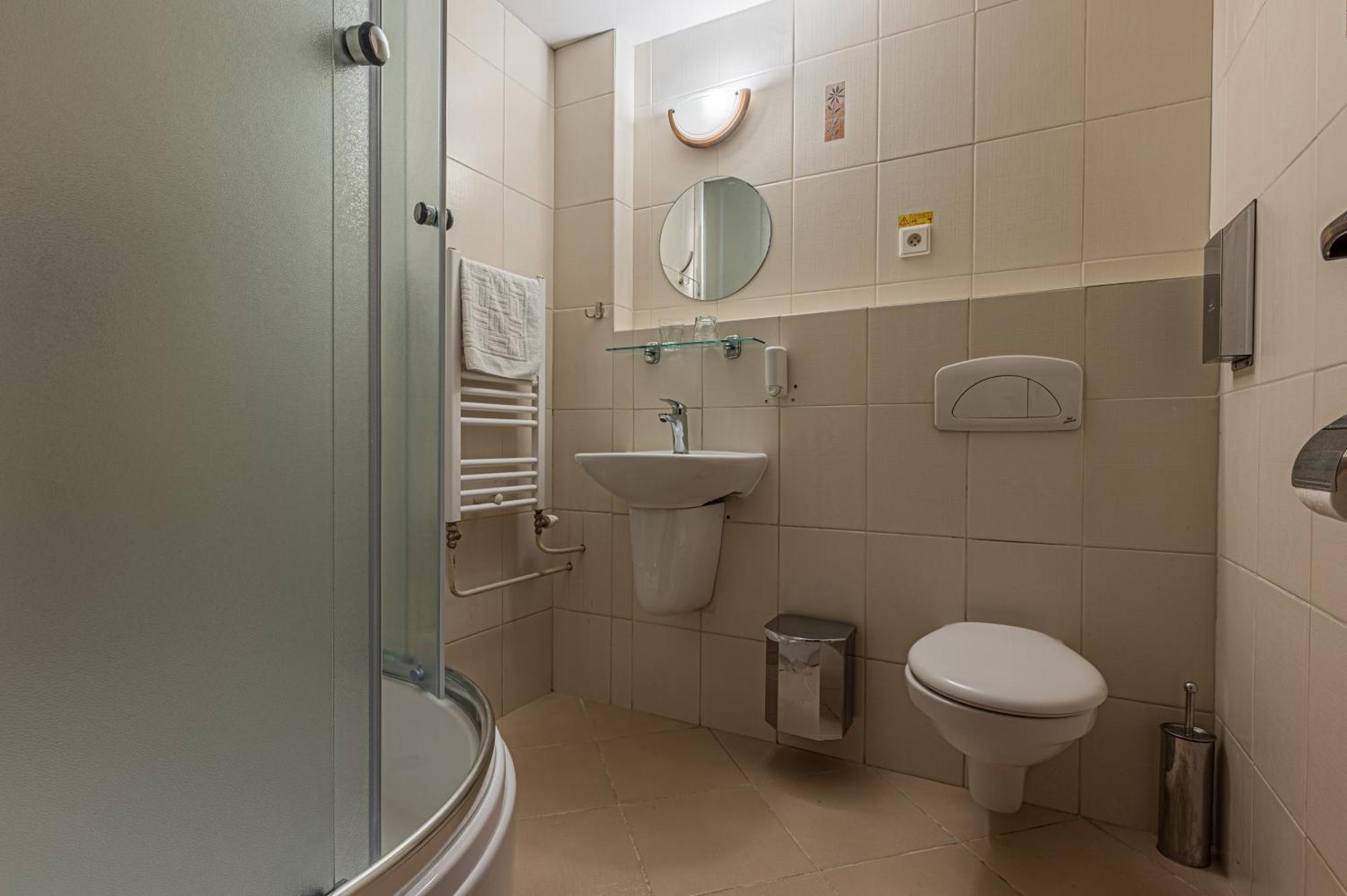 Grand Hotel Rooms Spišské Tomášovce Esterno foto