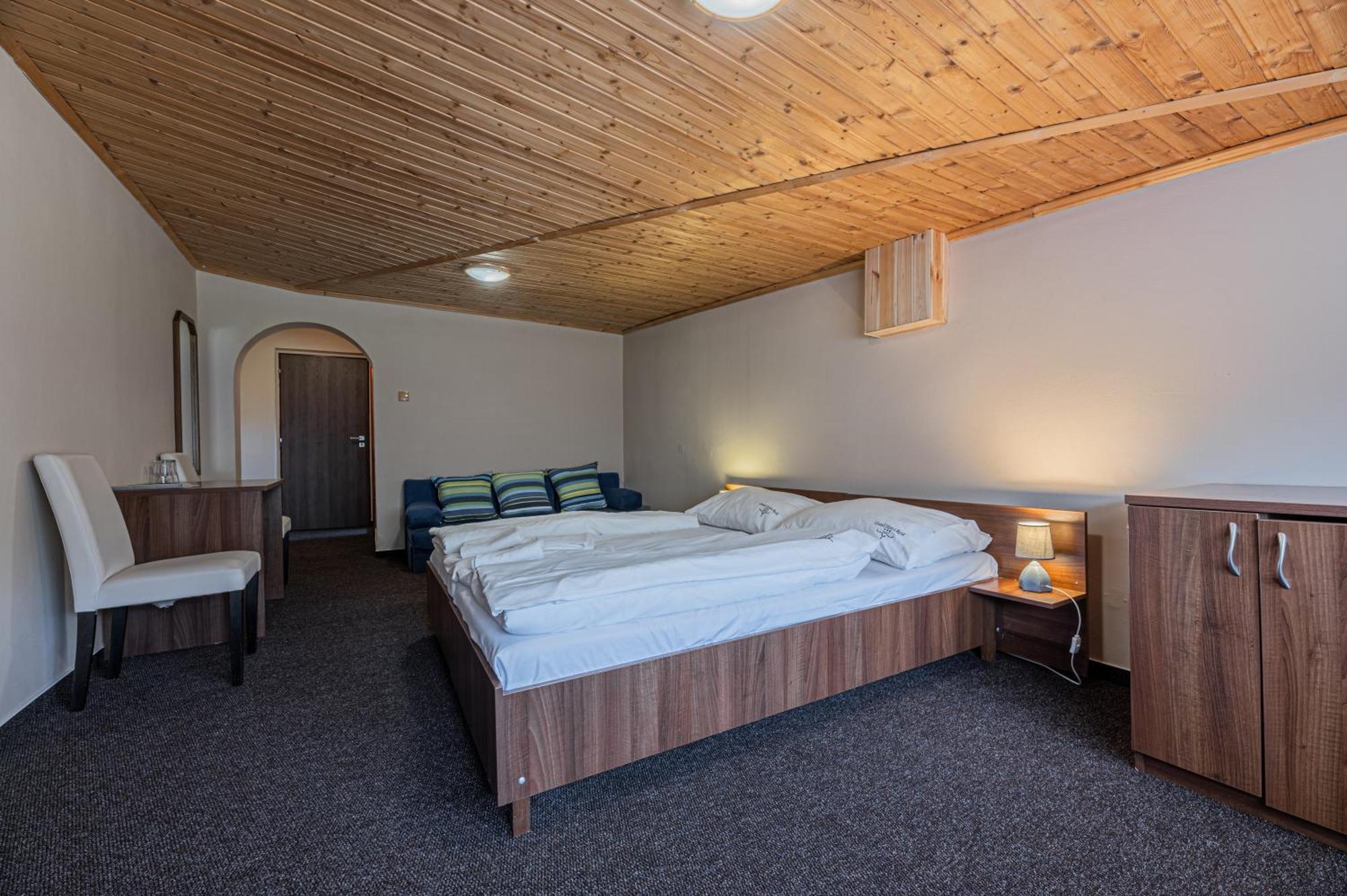 Grand Hotel Rooms Spišské Tomášovce Esterno foto
