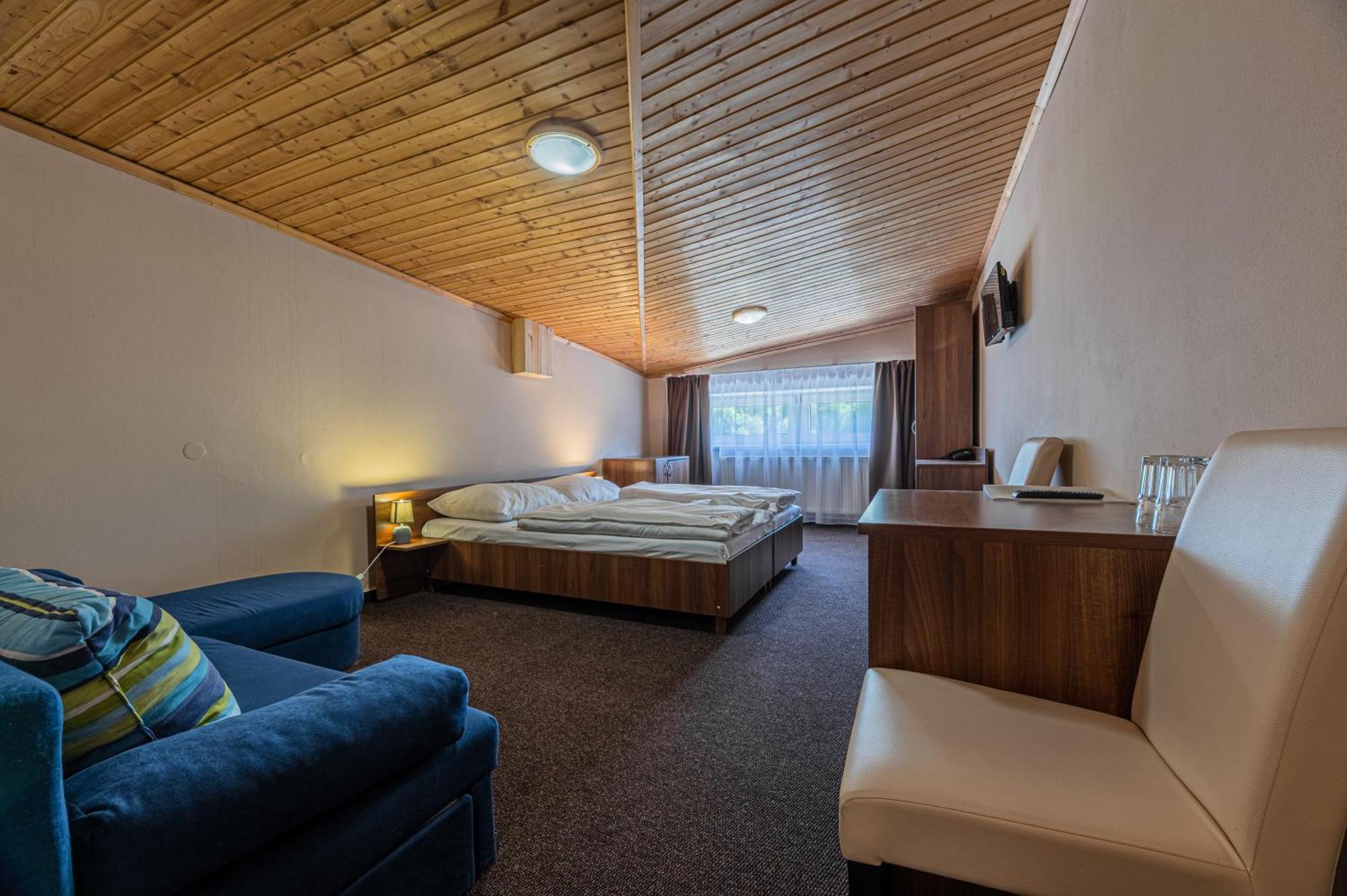 Grand Hotel Rooms Spišské Tomášovce Esterno foto