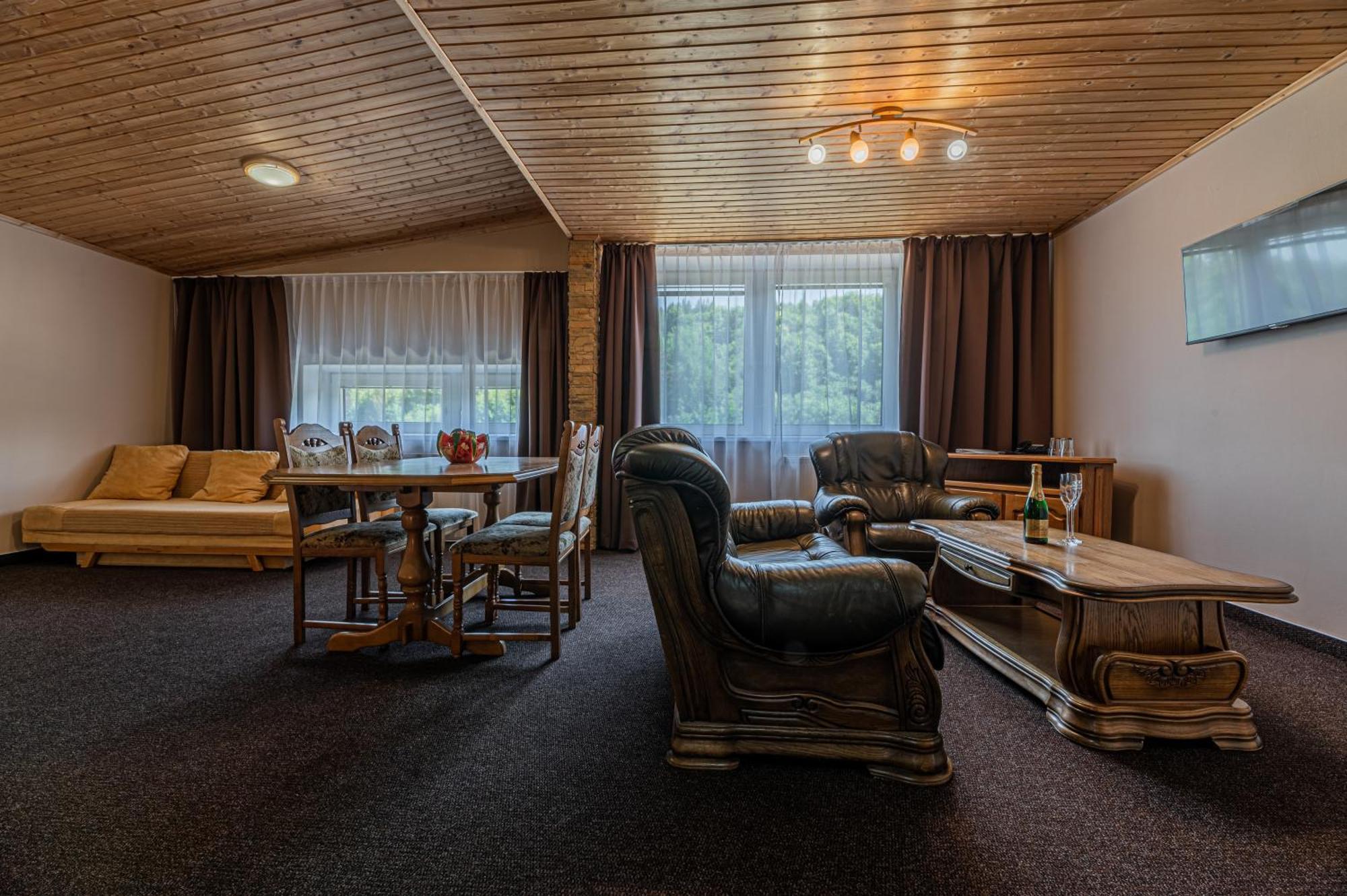 Grand Hotel Rooms Spišské Tomášovce Esterno foto