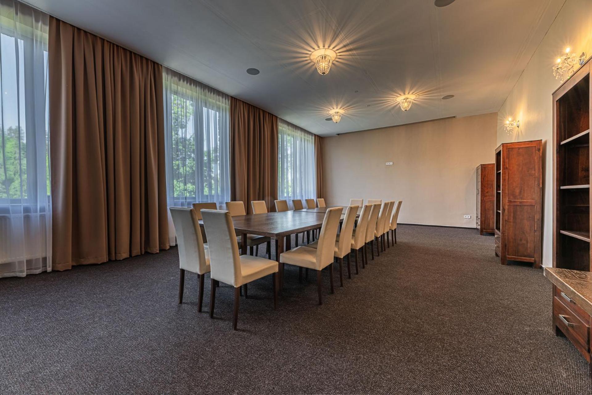 Grand Hotel Rooms Spišské Tomášovce Esterno foto